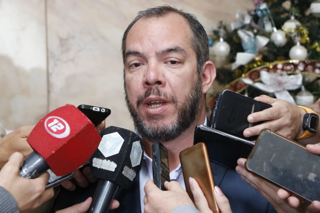 Grazzini intentará destrabar con Maderna, Sastre y los intendentes del Valle la vuelta del transporte interurbano