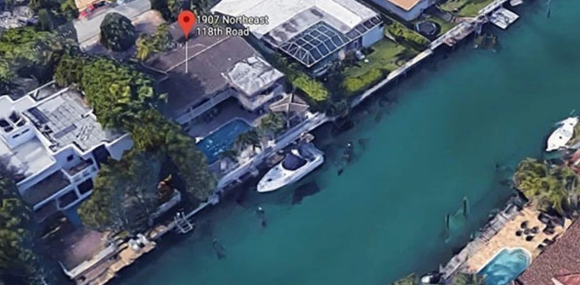 La lujosa vida de uno de los fusiladores de la “Masacre de Trelew”: Mansión frente al mar y paseos en lancha