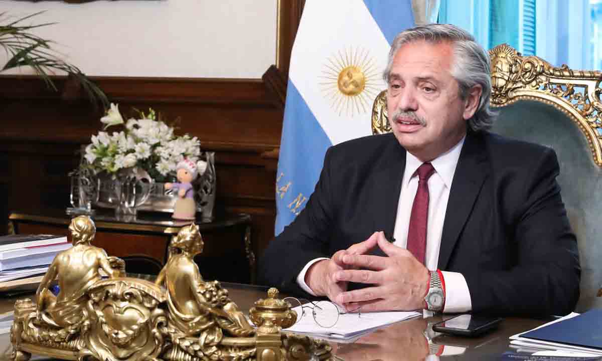 Alberto Fernández volvió a dar negativo en el segundo hisopado y deja el aislamiento preventivo para retomar las actividades