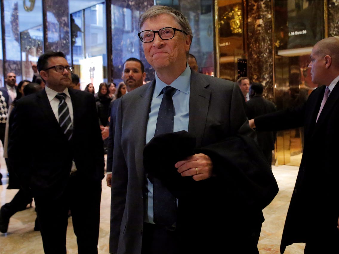 Bill Gates cruzó a Trump y pronosticó un escenario poco alentador para los próximos meses sobre el coronavirus