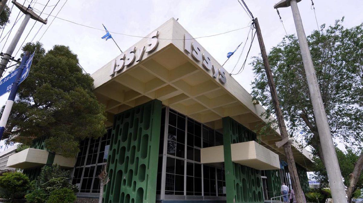 Deuda al rojo vivo: La Provincia debe $ 63.800 millones al sistema previsional y a la obra social de Chubut