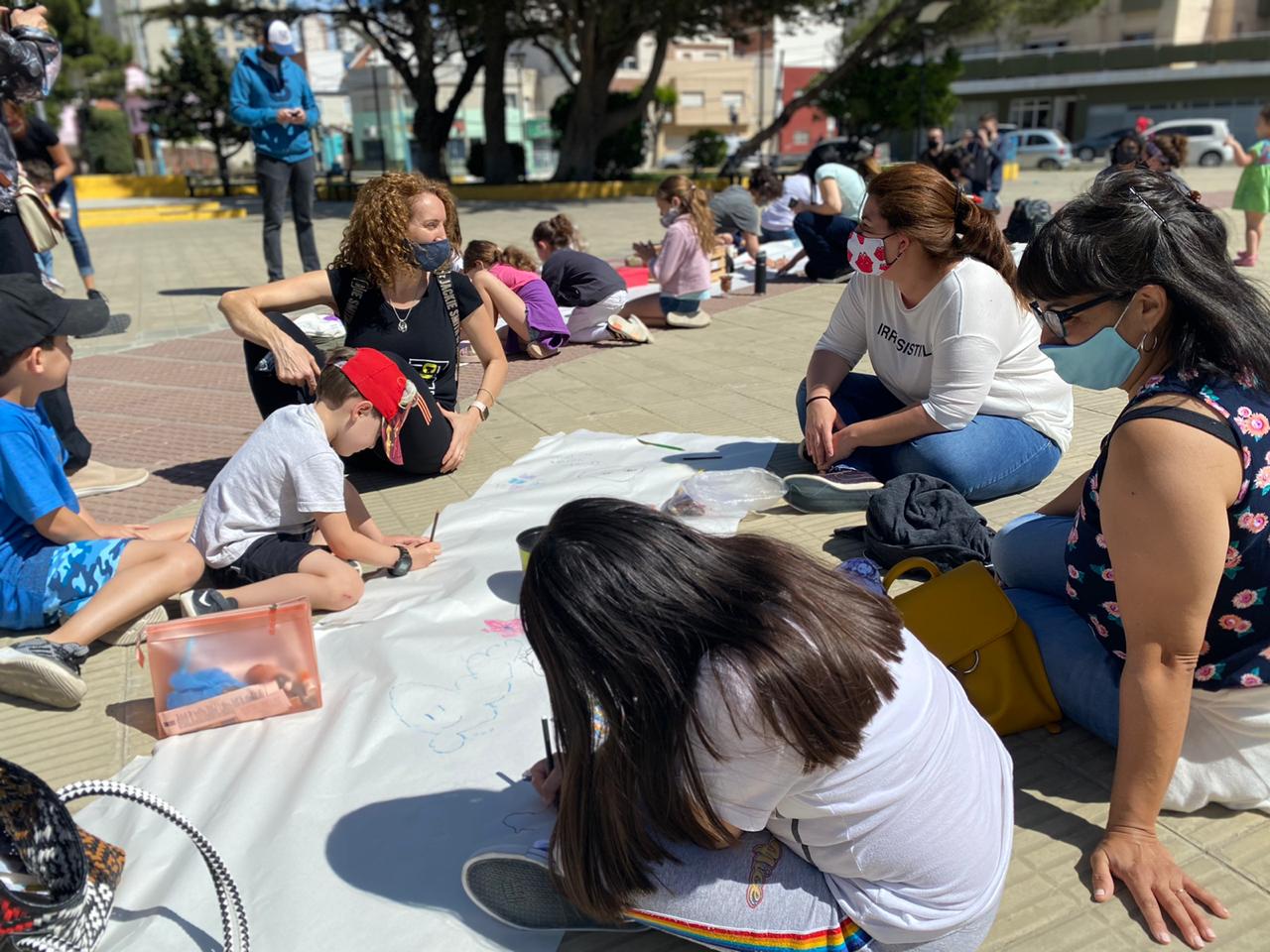 Ana Clara Romero: “Sin educación, rifamos el futuro de nuestros hijos y de Chubut”