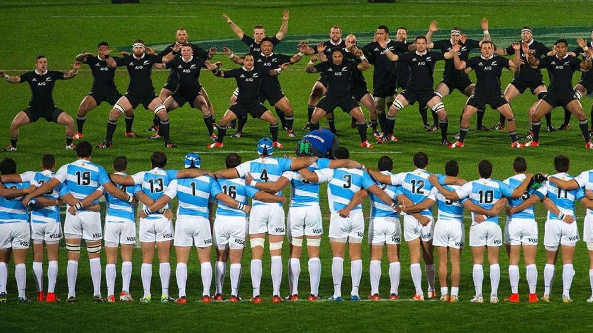 Los All Blacks homenajearon a Maradona y derrotaron fácilmente a Los Pumas por 38 a 0