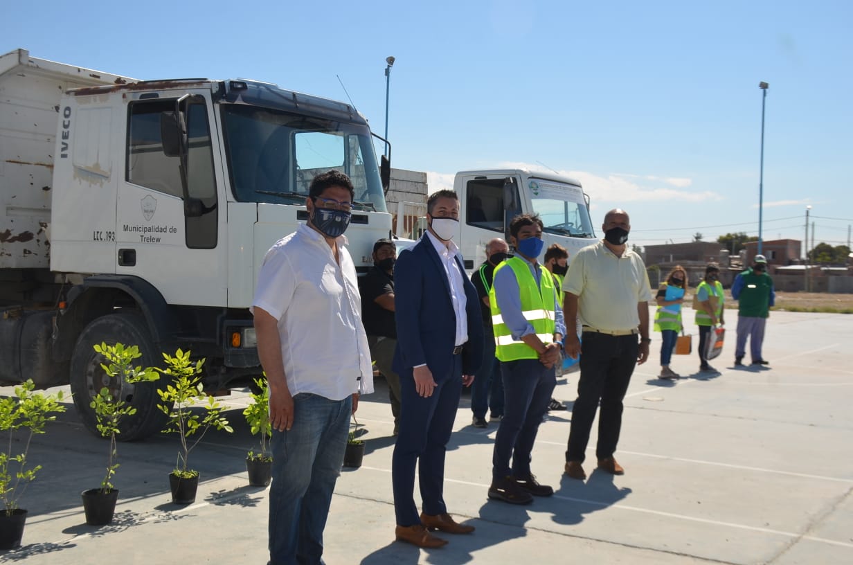 Trelew: comenzó amplio operativo de limpieza y desinfección en barrio Moreira