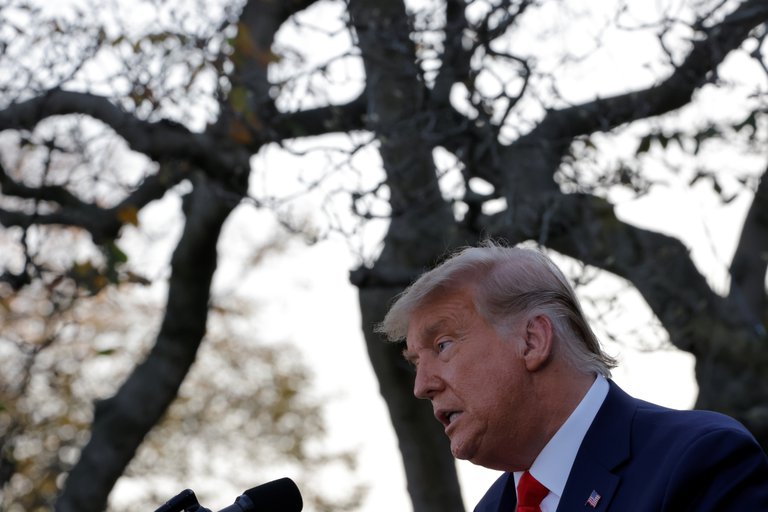 Donald Trump anunció que la vacuna contra el COVID-19 estará disponible para toda la población de EEUU a partir de abril