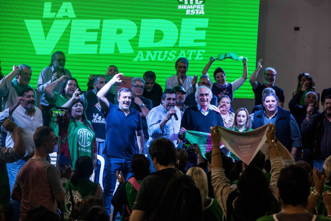 Nación cerró con UPCN y ATE un aumento del 25% y un bono de $ 4.000