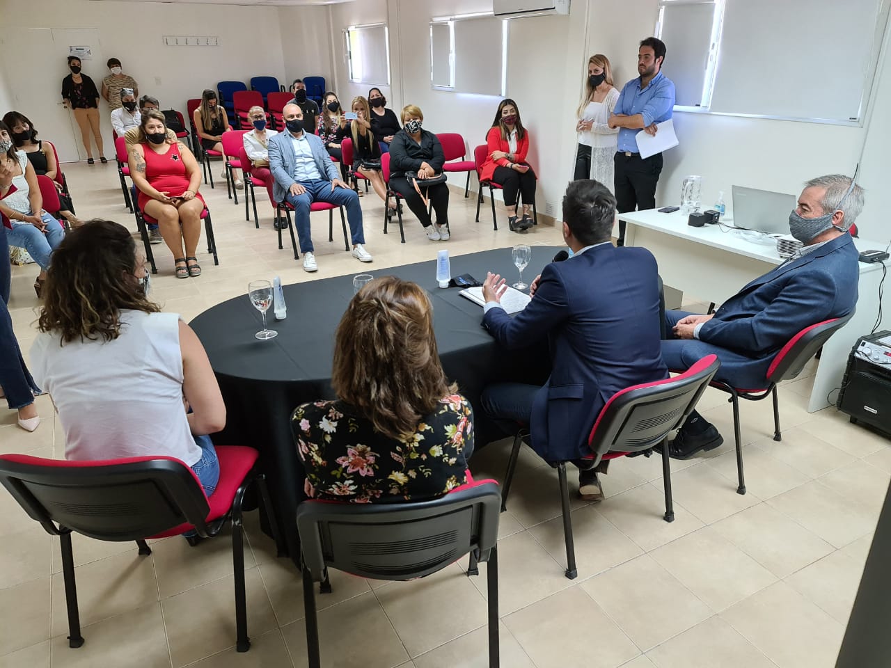 Comodoro capacitó a más de 7.500 personas en pandemia con un fuerte apoyo de Pan American Energy e YPF