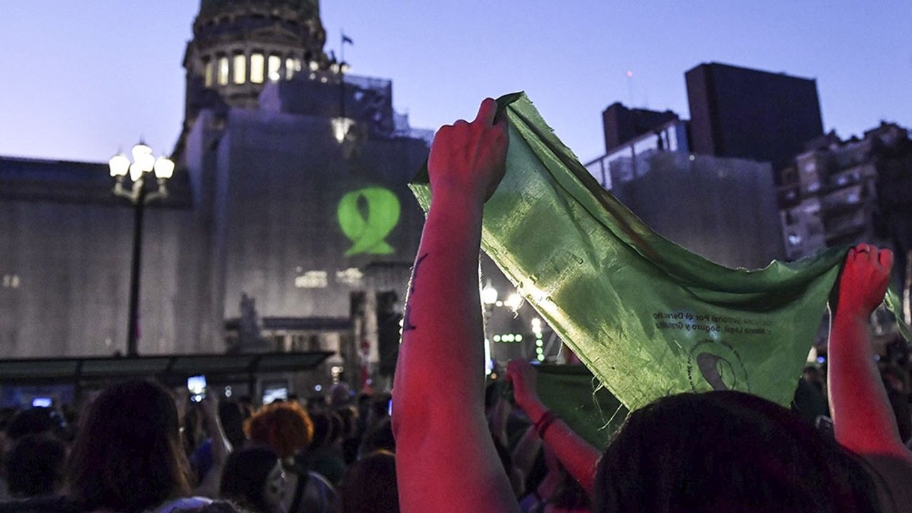 Diputados emitirá hoy dictamen del proyecto de Interrupción Voluntaria del Embarazo