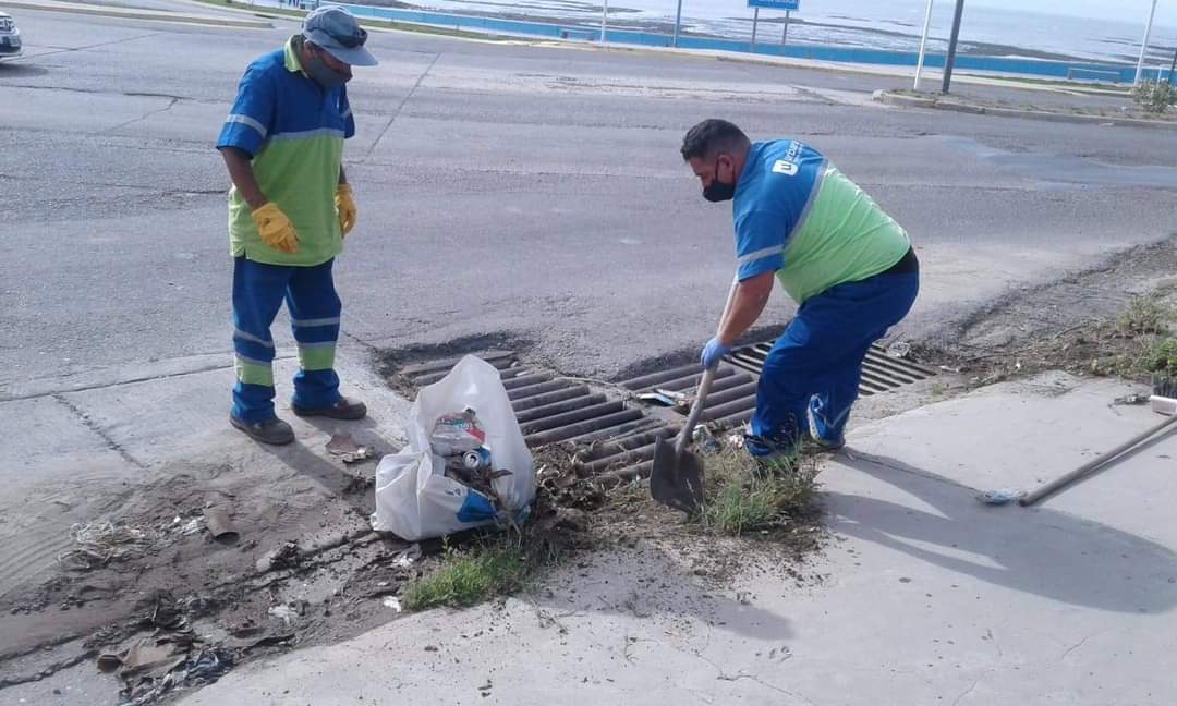 Activan el protocolo climático por alerta amarilla de lluvias en Comodoro Rivadavia