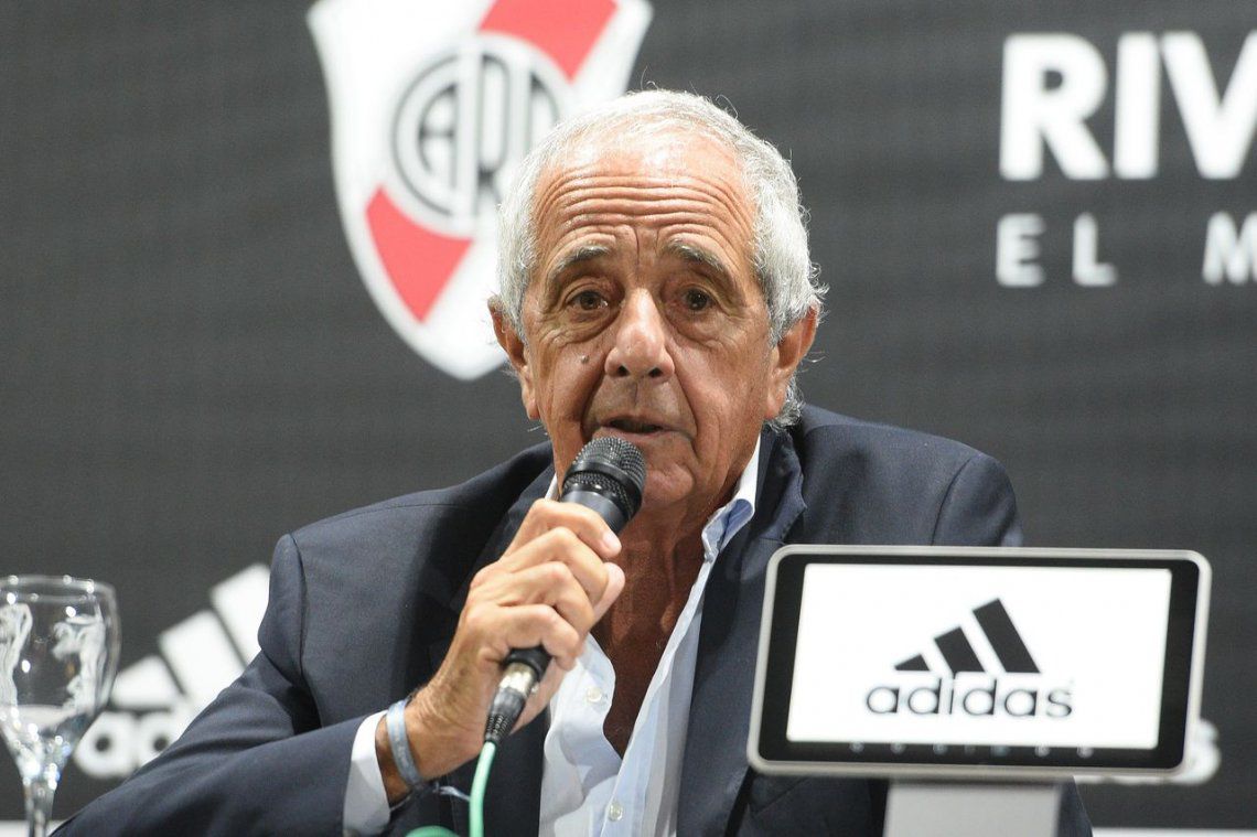 El presidente de River dijo que, a pesar de cumplirse dos años del triunfo en la final de la Libertadores frente a Boca, “es un día triste” por la muerte de Sabella