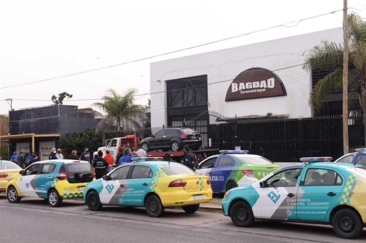 La Plata cobrará multas superiores a los $ 2.000.000 a quienes organicen reuniones clandestinas en bares, salones o quintas