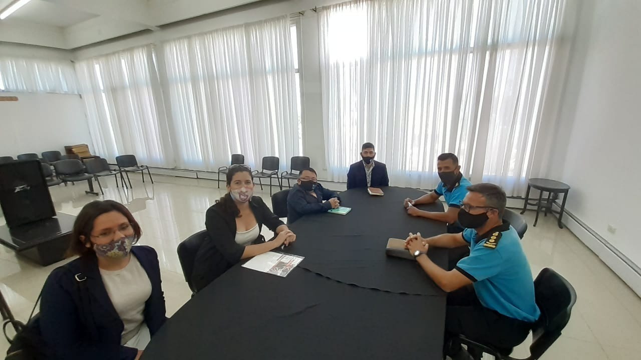 Las áreas de Discapacidad y Turismo de Trelew se reunieron con el Jefe de la Policía