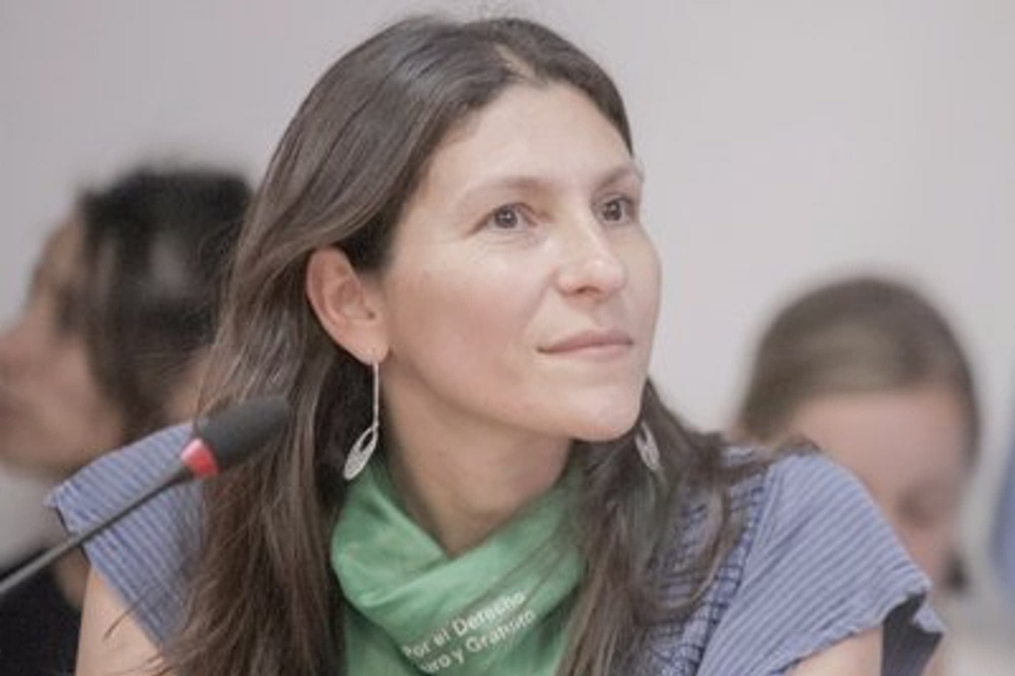 Macha sobre el aborto: “Estamos superajustados con los votos, pero tratando de lograr la mayoría”