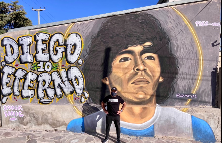 Maradona ya tiene su mural en Comodoro Rivadavia
