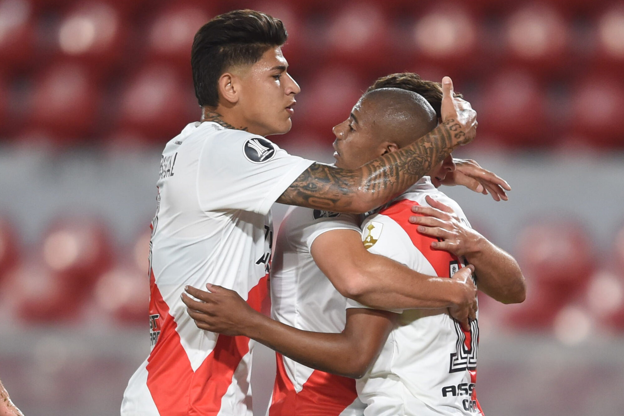 River avanzó a cuartos de final tras vencer a Athletico Paranaense