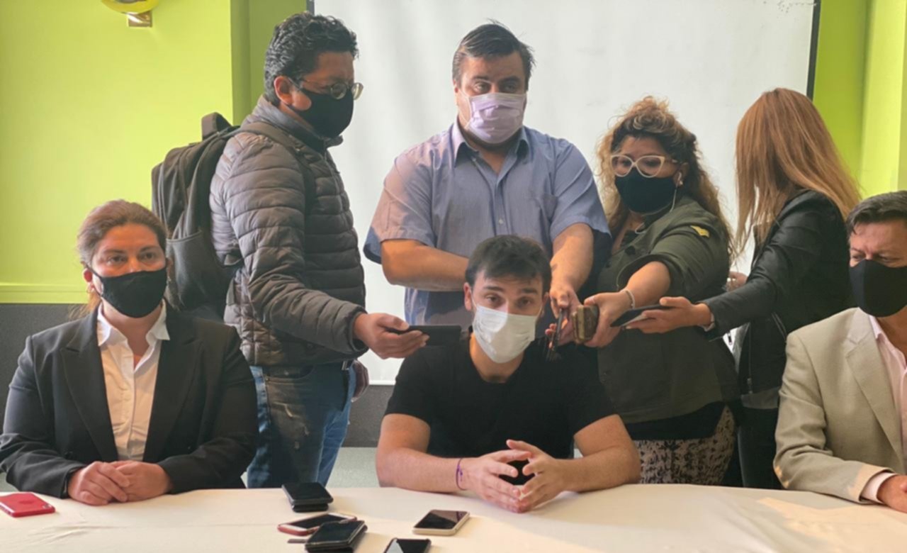 El PRO Chubut le soltó la mano a Sebastián López y se presentarán en la justicia por el video que se viralizó haciendo lobby para empresas