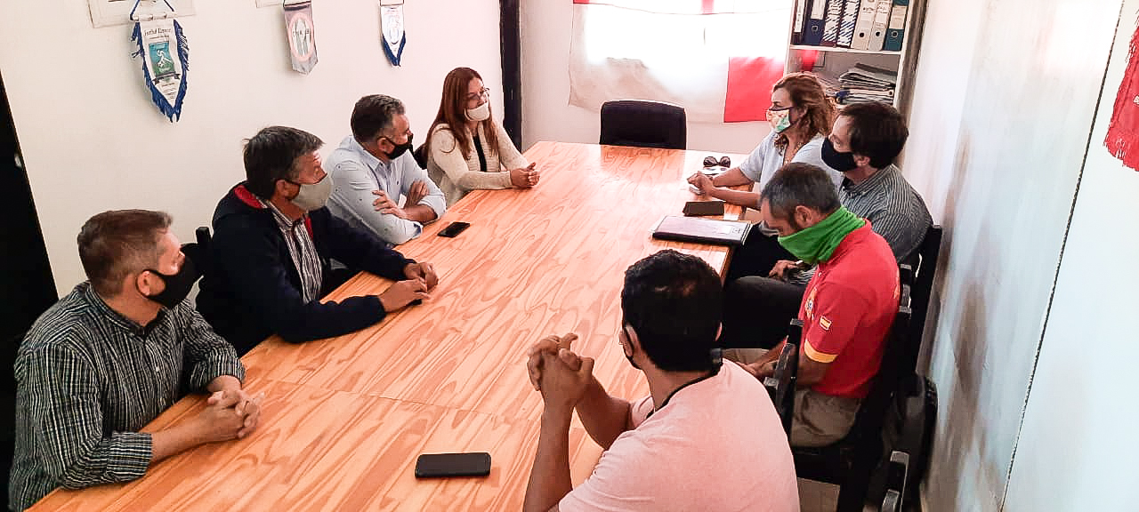 Aguilera y Pagliaroni: “Hace seis meses que estamos solicitando la vuelta a las aulas en Chubut”