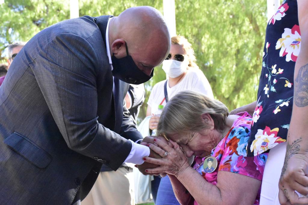 Sastre participó del emotivo 27° aniversario del día del mártir bombero voluntario