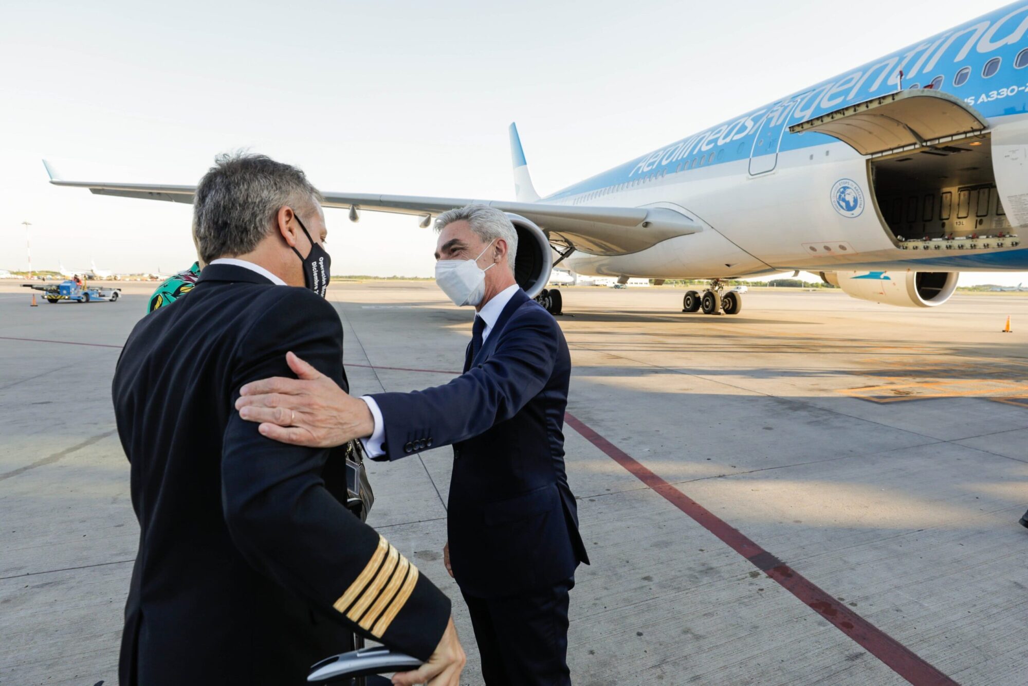 Meoni ratificó la continuidad de los vuelos de cabotaje y anticipó que analizan reducir en un 30 y 40 por ciento los internacionales