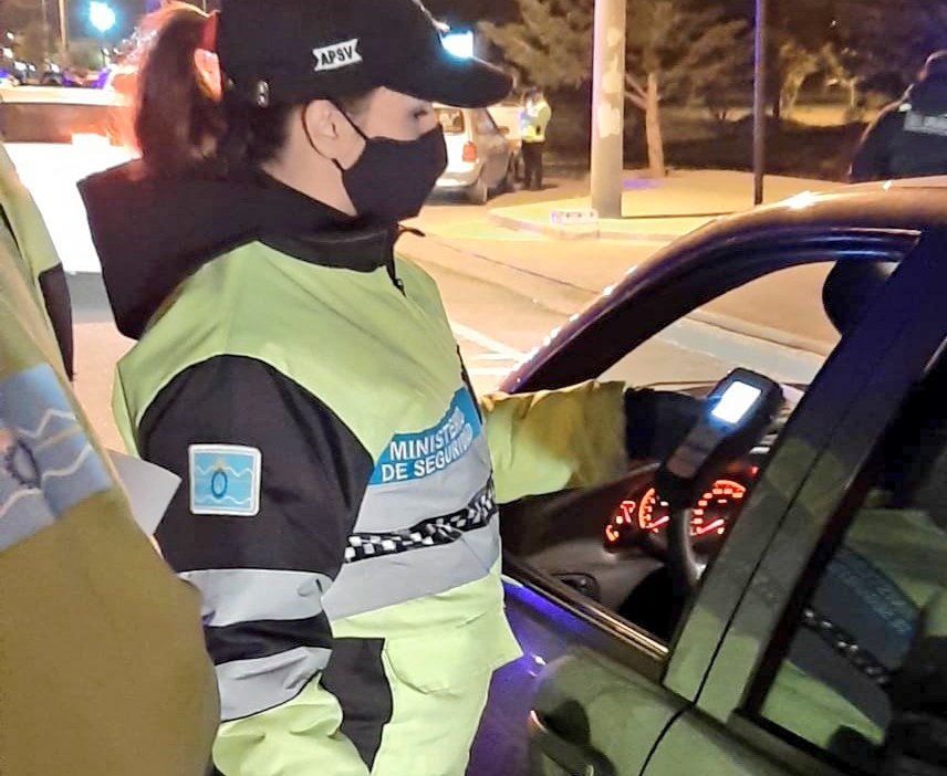 Plan Verano Seguro: Durante el fin de semana se controlaron casi 9.000 vehículos en todo Chubut y labraron 209 actas, 66 alcoholemias y siete narcolemias