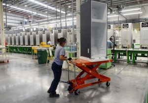Empresa produjo 90 mil electrodomésticos Samsung en 2020 y en 2021 quiere exportar a la región