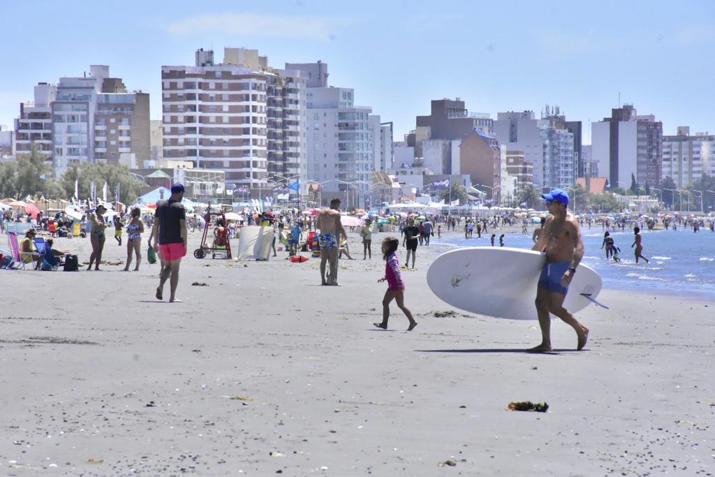 Madryn ya recibió a 30.000 personas en los últimos 35 días y el 40% fueron turistas de Ciudad de Buenos Aires