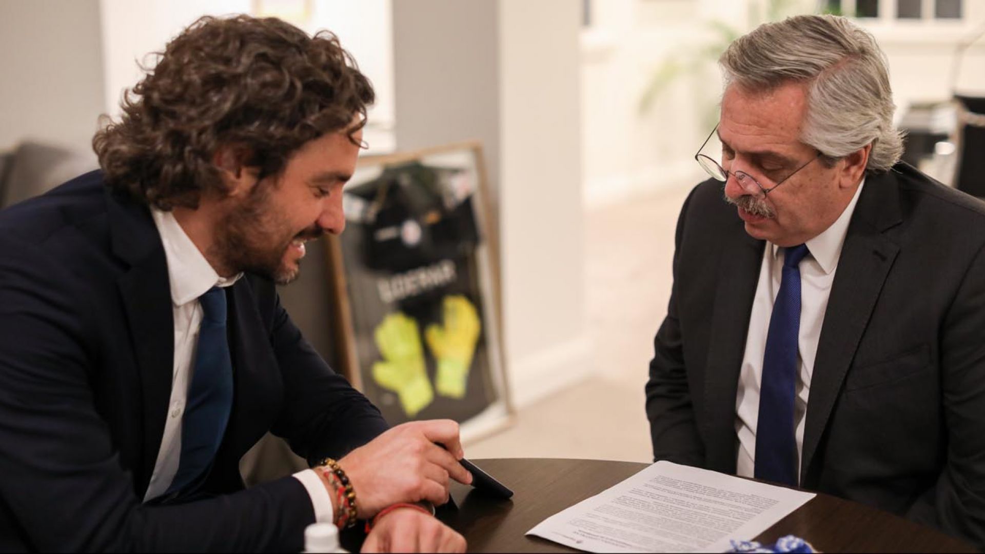 Cafiero trasladó “el costo político” a los gobernadores:  Dijo que los encargados de aplicar las restricciones serán las autoridades de cada provincia