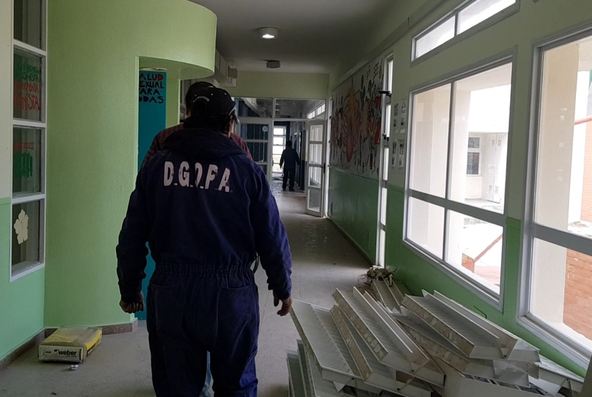 Personal de Obras Públicas recorrerá las escuelas del interior realizando tareas de mantenimiento