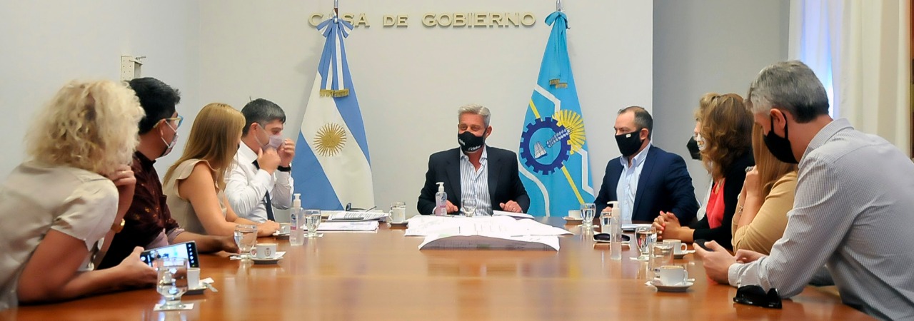 Arcioni recibió a representantes del Museo Provincial del Ciencias Naturales y Oceanográfico