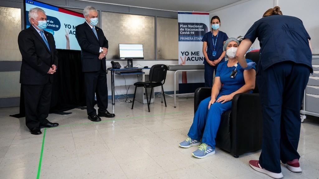 Coronavirus: Chile inicia el lunes la vacunación para profesores y trabajadores de la educación