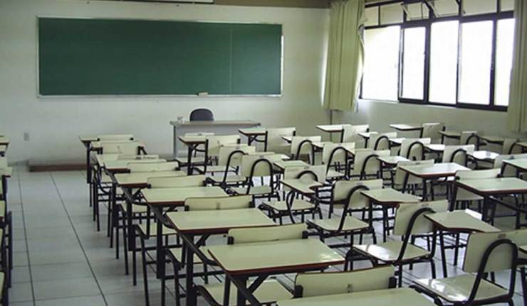 Más de 90 mil alumnos regresan mañana a clases presenciales en Santa Fe