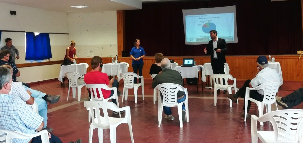 El Gobierno del Chubut presentó el clúster bovino del VIRCh en 28 de Julio