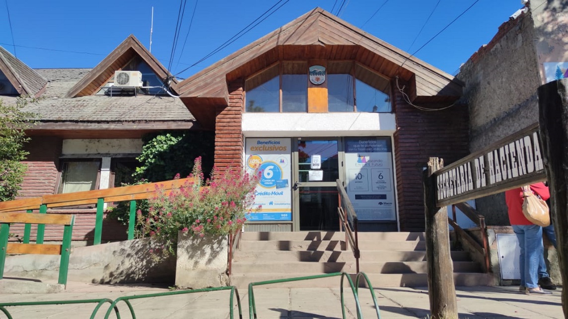 Esquel comprará indumentaria de seguridad para agentes municipales: Se presentaron cuatro empresas interesadas