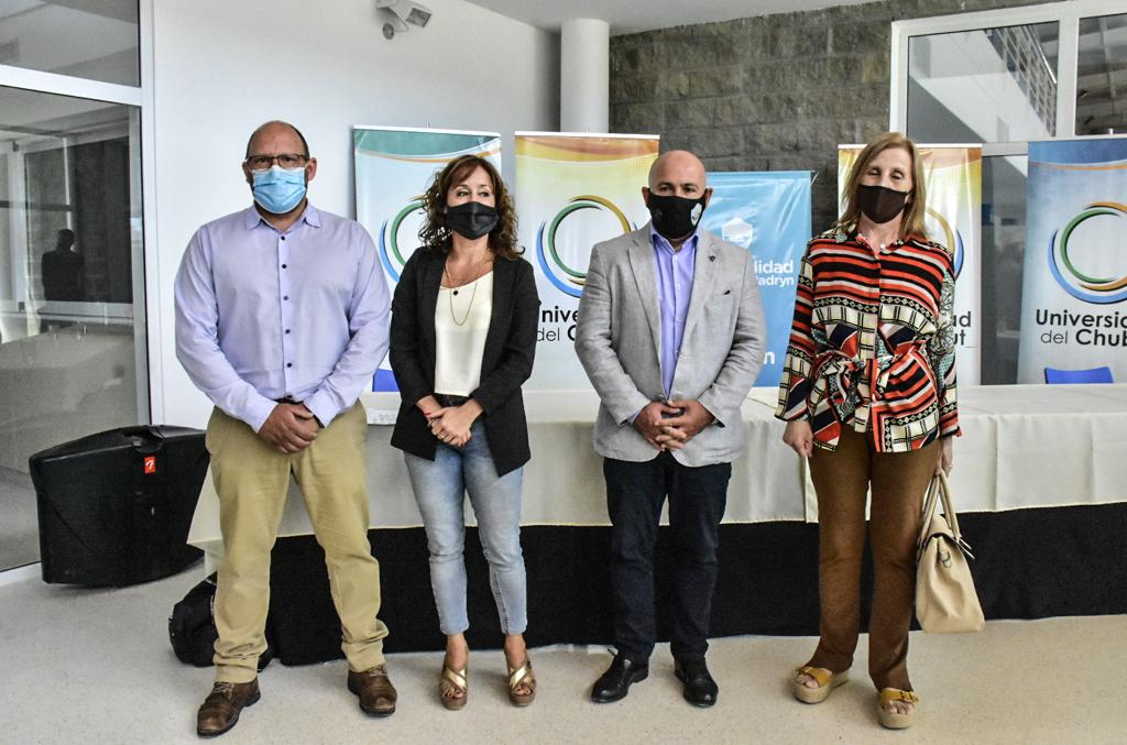 Sastre: “Queremos seguir posicionando a Madryn como punto estratégico de la Patagonia para que los jóvenes vengan a estudiar”