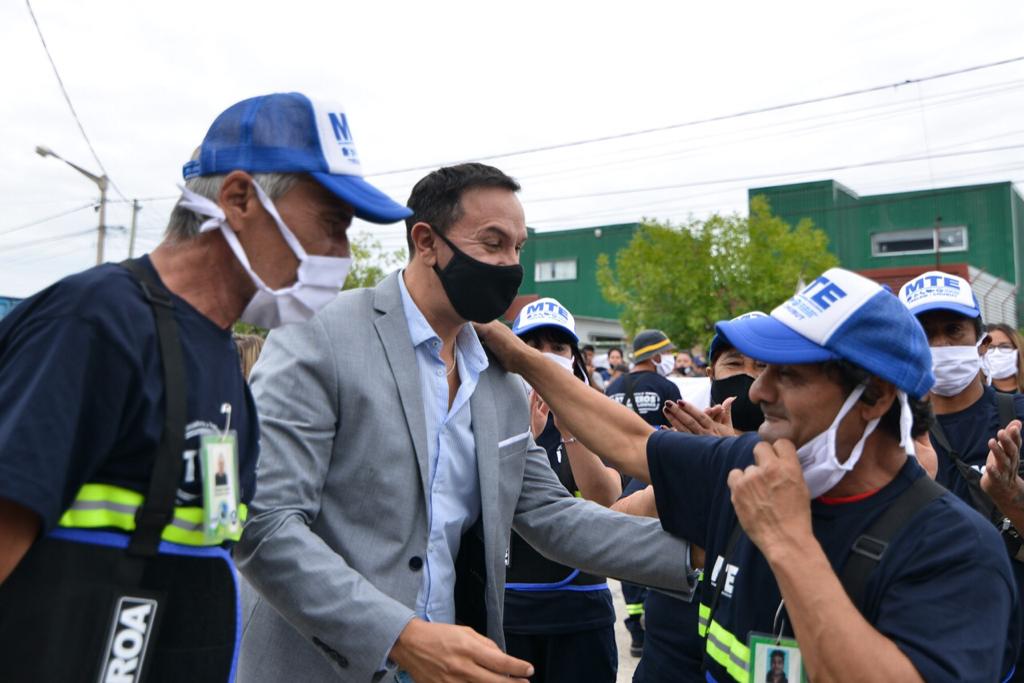 Maderna inauguró el primer nodo de reciclaje de la Patagonia junto a funcionarios de Nación y referentes del MTE