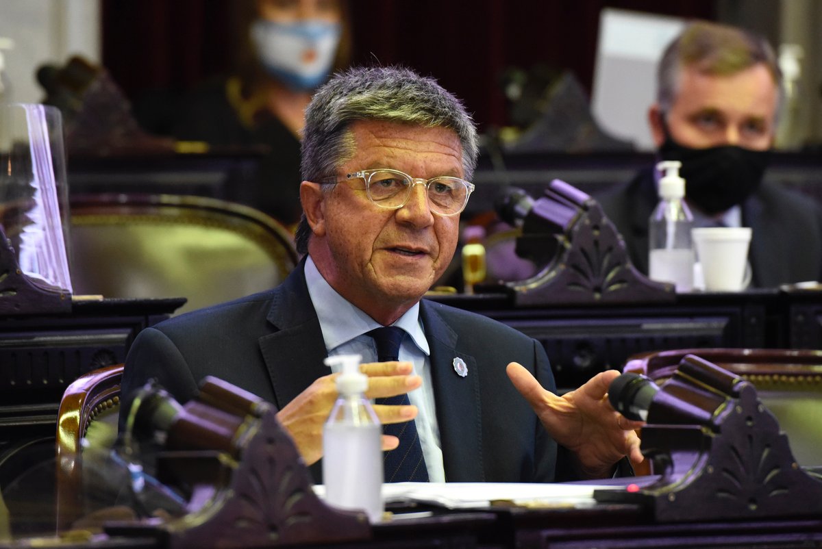 Menna promueve ley para que en Argentina existan campañas anuales de concientización y prevención del cáncer infantil