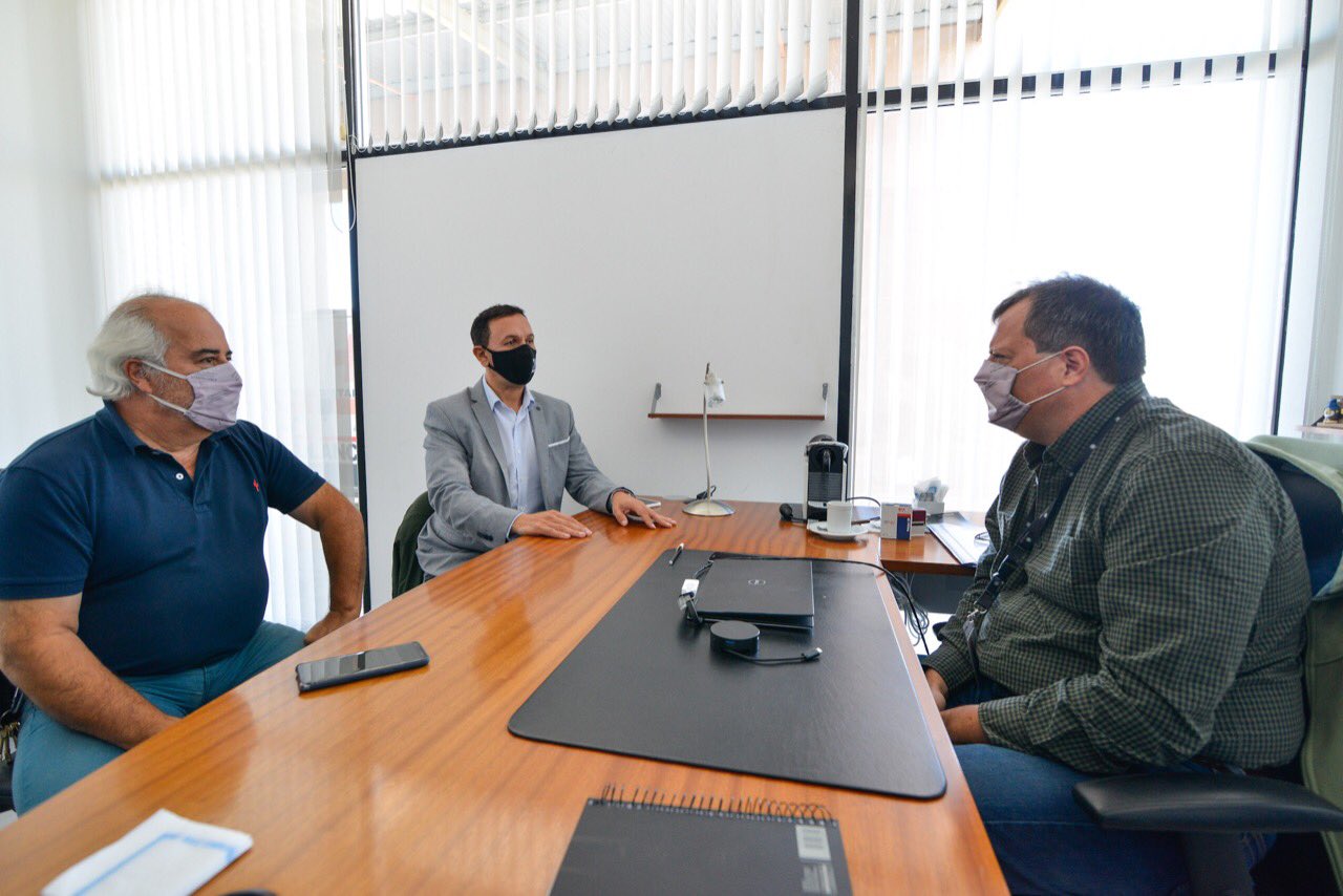 Maderna se reunió con el nuevo gerente de la división de aeropuertos de London Supply