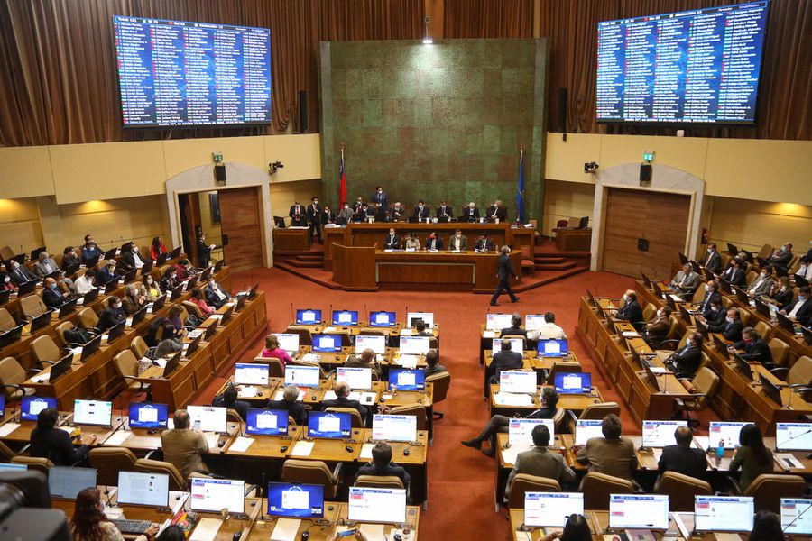 Diputados de Chile abrieron hoy el debate sobre la postergación de las elecciones por el coronavirus