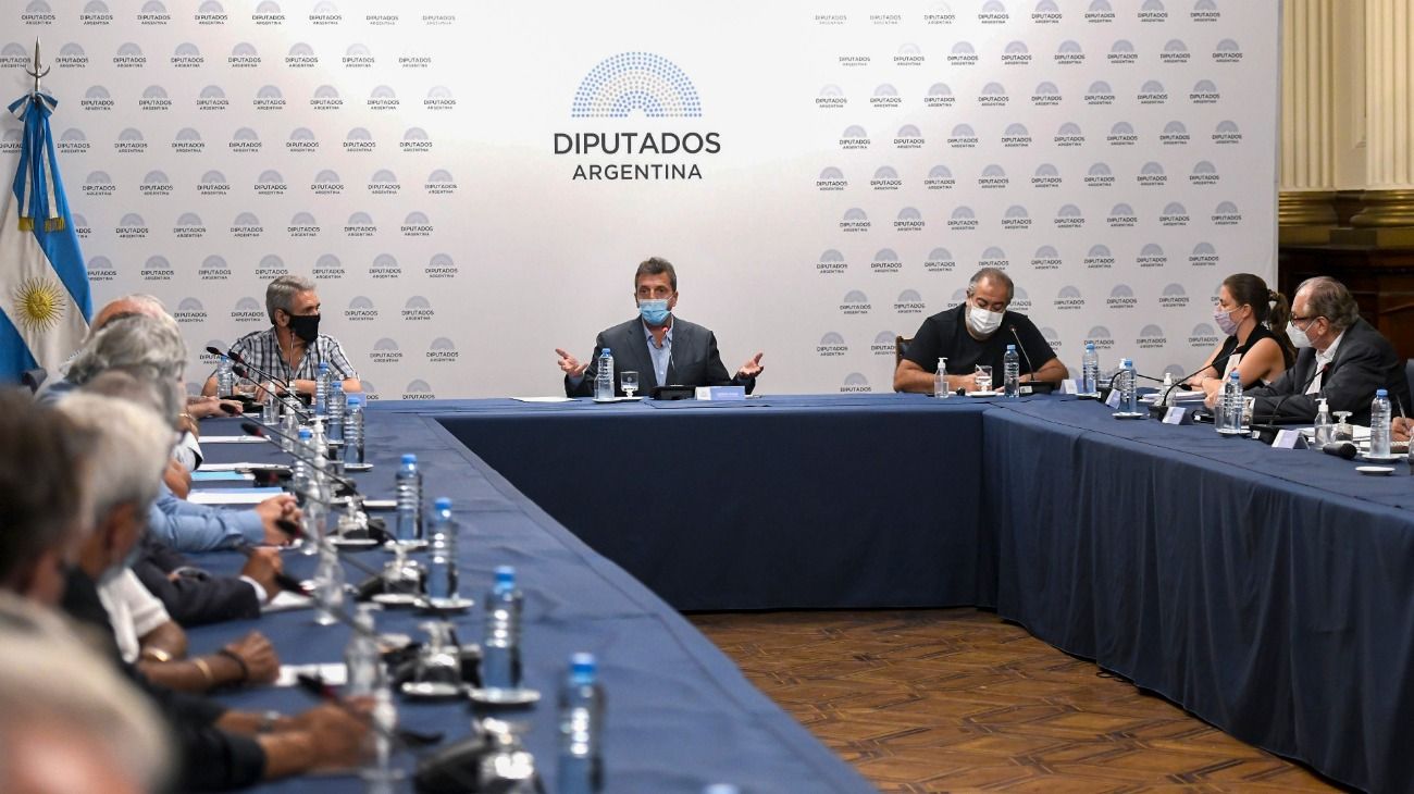 Diputados comienza el debate sobre la modificación del Impuesto a las Ganancias con la presencia de Moroni y Marcó del Pont