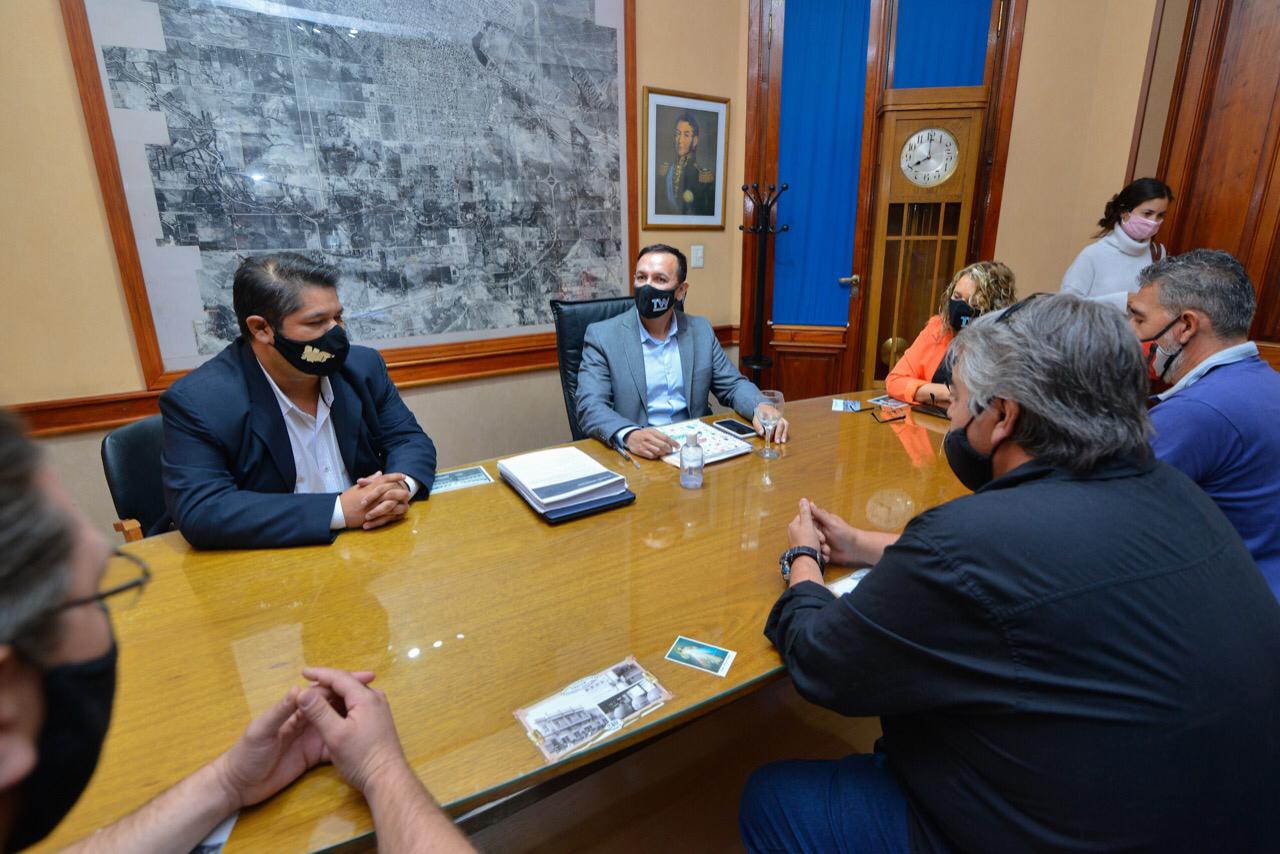 Maderna y el SOYEAP analizaron el contexto social y económico de Trelew