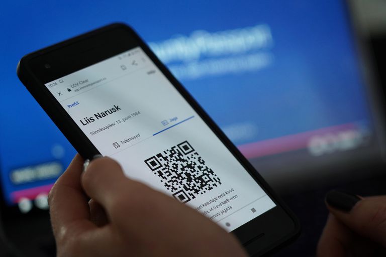 China implementa un pasaporte sanitario digital para los viajes internacionales
