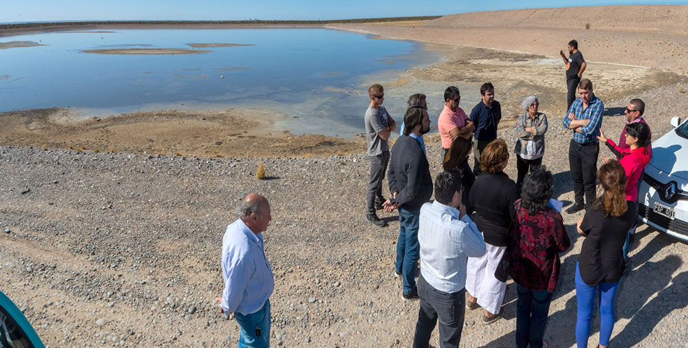 El municipio de Rawson labró infracciones por volcado de líquidos cloacales sobre la ruta 1