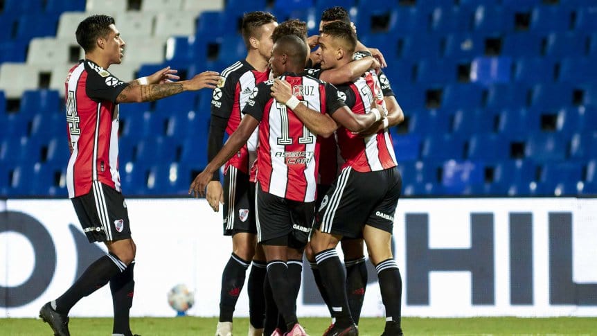 River aplastó a Godoy Cruz en Mendoza y se acomodó en la tabla