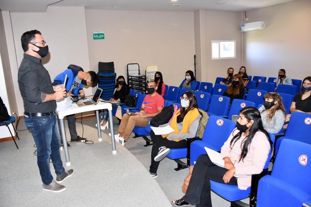 Comenzó a funcionar en Trelew la Escuela de Gestión de Gobierno