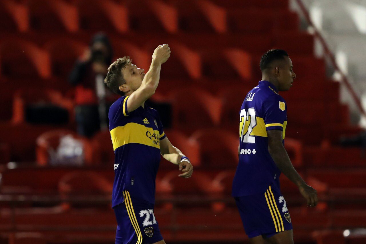 Boca fue eficaz, consiguió un triunfo clave ante Huracán y se afianza en el Grupo B