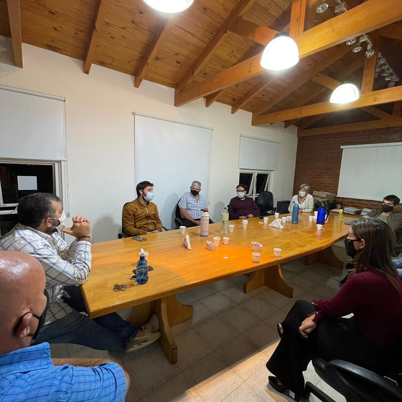 Torres se reunió con la Cámara de Comercio de Puerto Madryn en el marco del proyecto de Reactivación Productiva