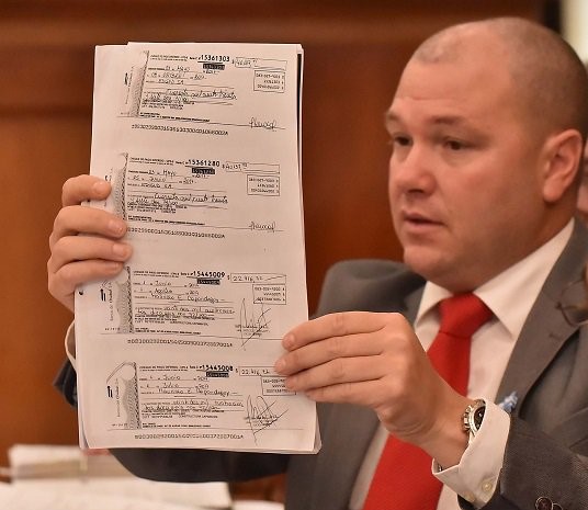 Causa Revelación: Condenaron a todos los exfuncionarios por las coimas en la obra pública