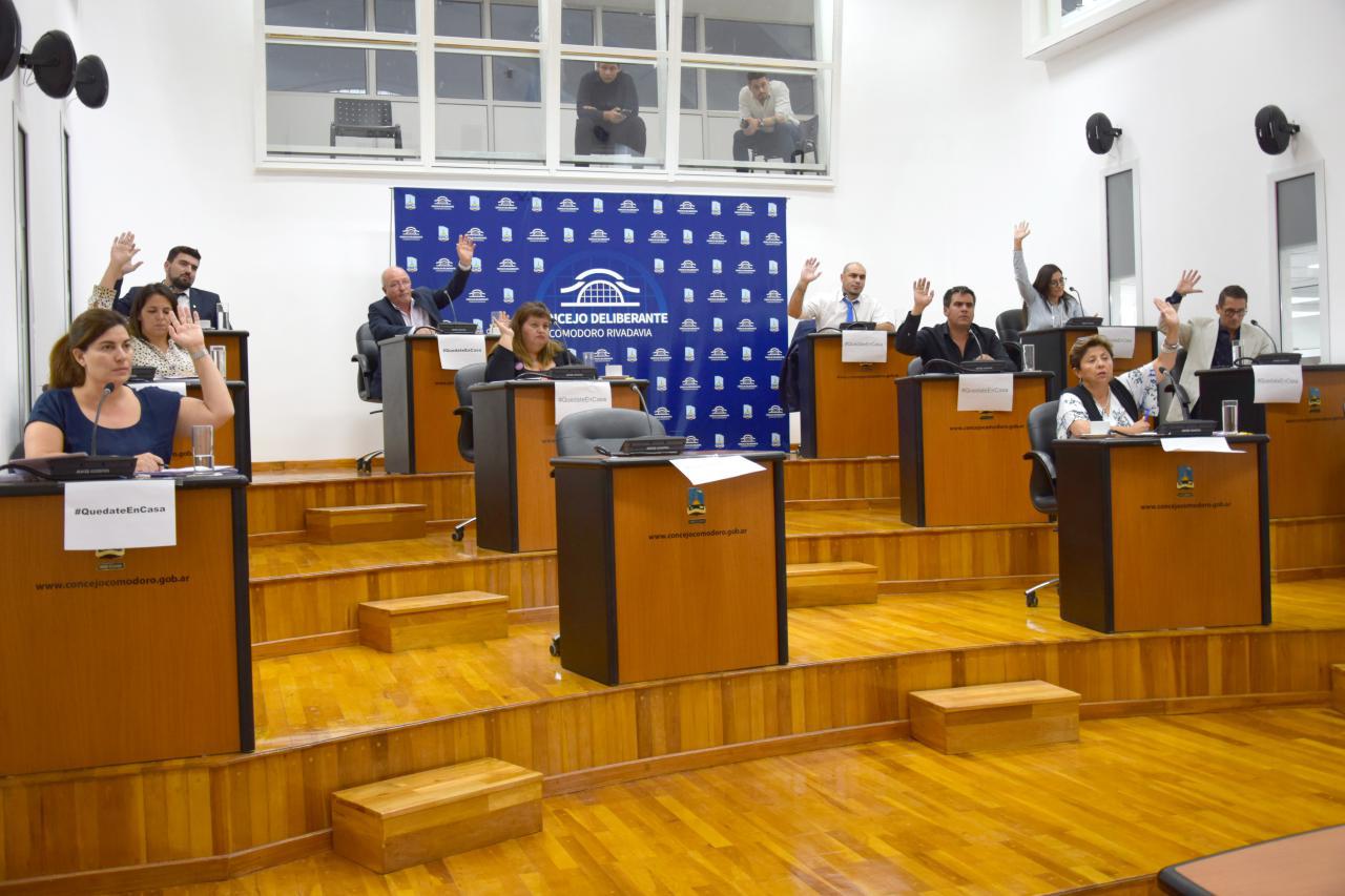 Concejales de Comodoro exigen una báscula para evitar transporte con exceso de peso que continúe deteriorando la Ruta N° 3