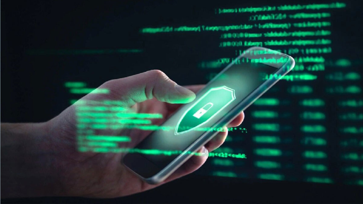 Alertan nueva modalidad de estafa en Madryn que “clona” el celular y vacían cuentas bancarias