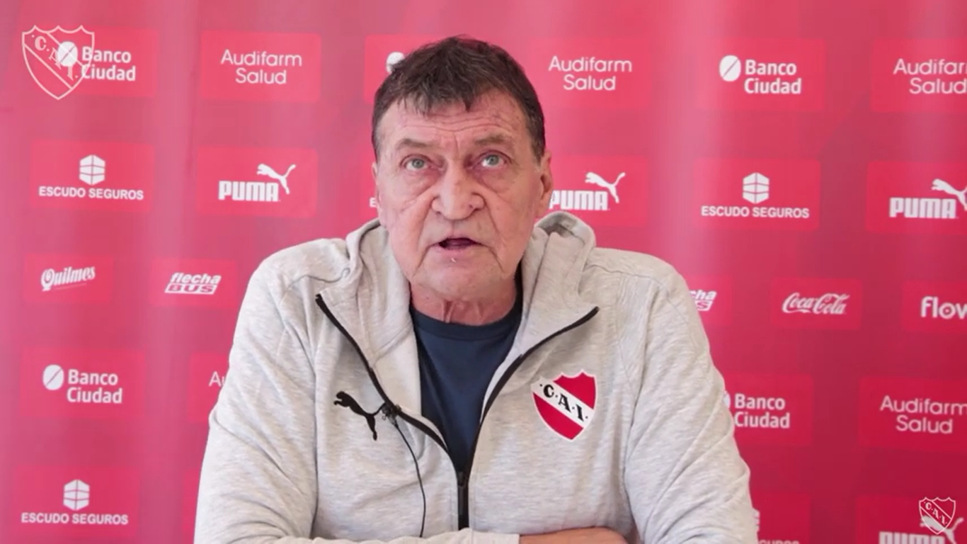 Falcioni: “El penal que inventó Vigliano contra Racing me provocó tal stress que tuve Covid”